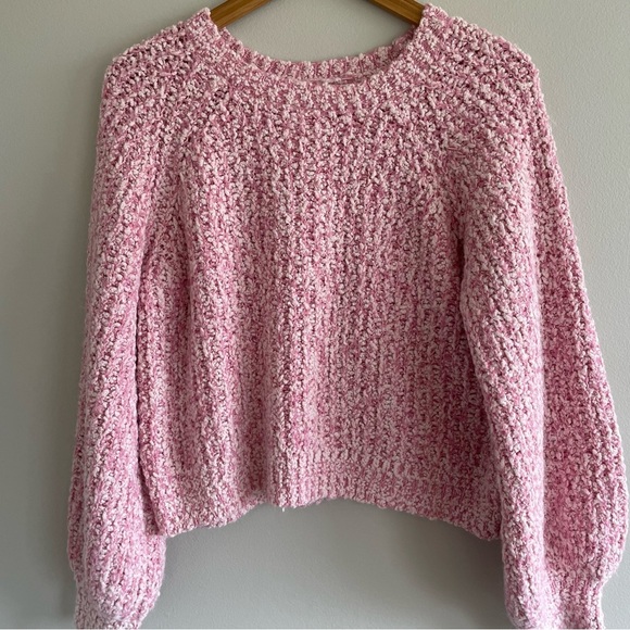 Lush Women's Sweater Strawberry Cream Size Small - Picture 1 of 8